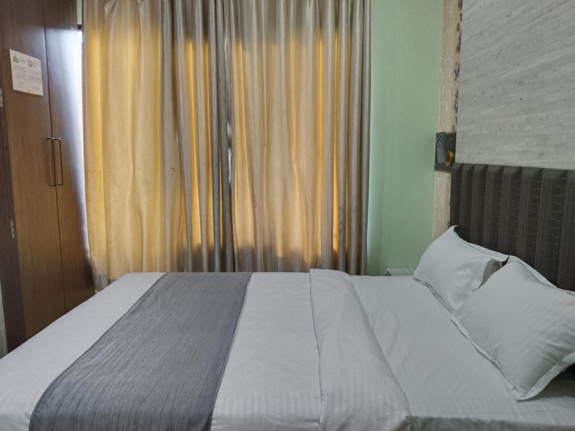 Hotel Shiv Chhaya Indore Exterior foto